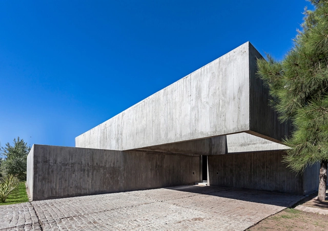 Casa M / Estudio Aire - Casas