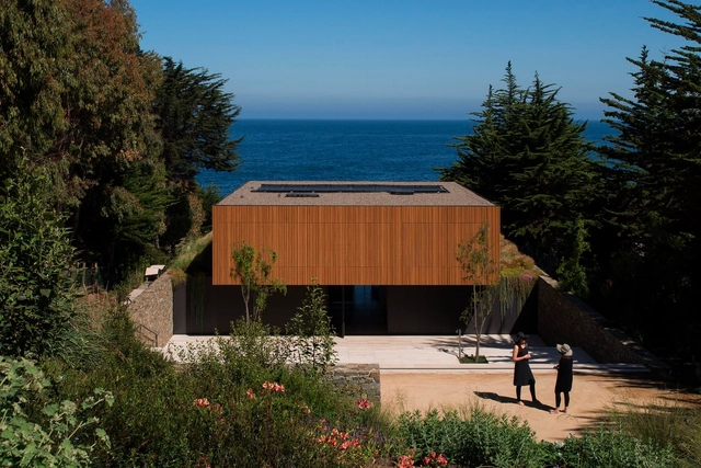 Rocas House / studio mk27 - Houses