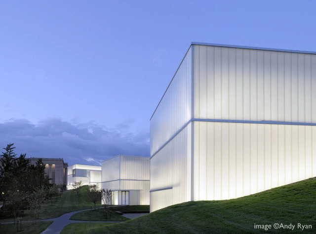 Museu de Arte Nelson-Atkins / Steven Holl Architects - Museu, Fachada