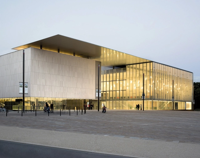 Centro Cultural Les Quinconces / Babin+Renaud - Centro Cultural