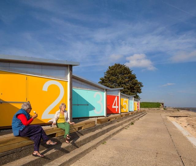 Nuevas casetas de playa / Pedder & Scampton - Cabañas & Lodges