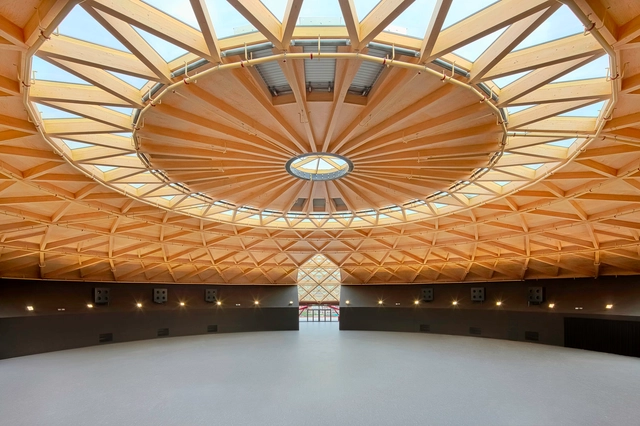 Las Arenas / Richard Rogers + Alonso y Balaguer - Centros Comerciales