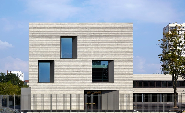 Escola Básica Romain Rolland / Babled Nouvet Reynaud Architectes - Remodelação