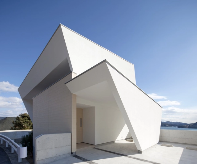 I-House / Architecture Show - Casas