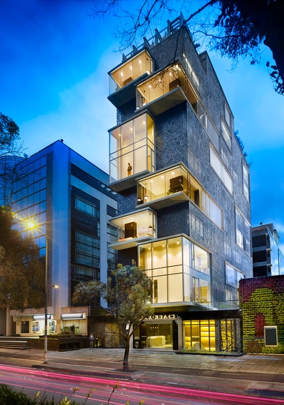 Hotel Click Clack  / Plan B Arquitectos - Hotéis