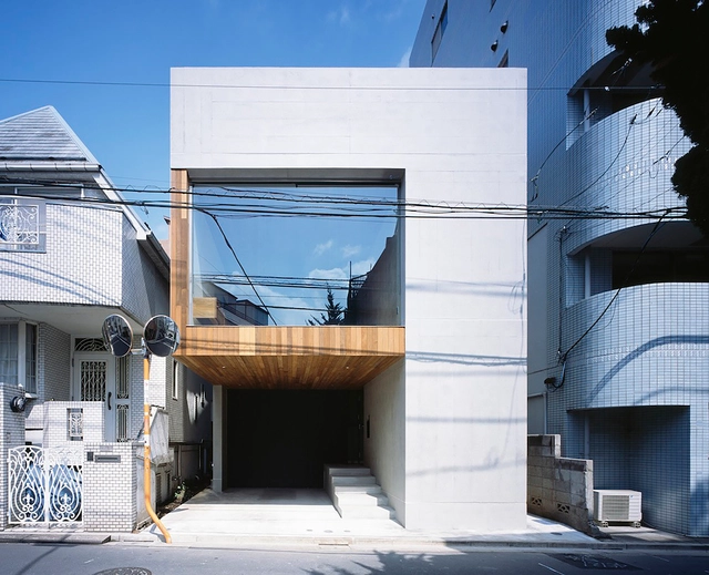 Frame  / APOLLO Architects &amp; Associates - Houses, Facade, Stairs, Arch