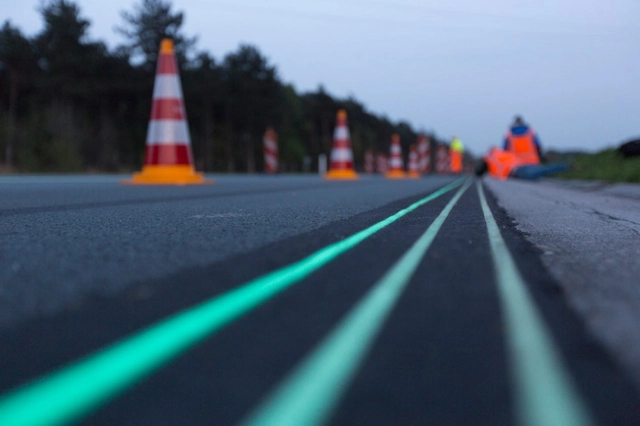 “Smart Highway”: Inauguração do primeiro trecho de uma rodovia solar na Holanda - Imagem de Destaque
