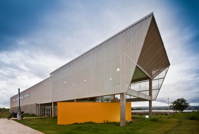 Bloco de Salas de Aula Norte / CEPLAN - Instituto, Fachada