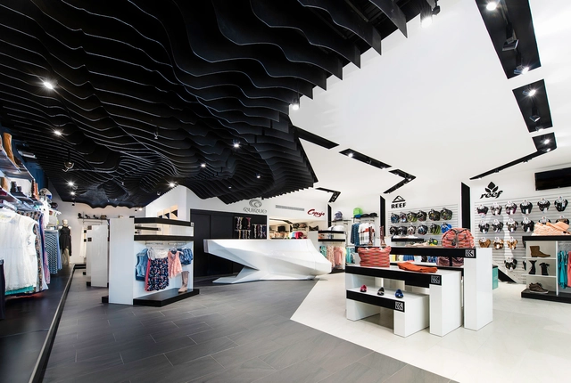 Tienda Quique / SYNArchitecture - Arquitectura Comercial