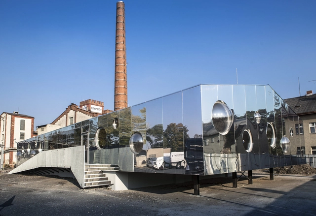 Reconstruction of Building Ostrava-Svinov / PROJEKTSTUDIO - Renovation