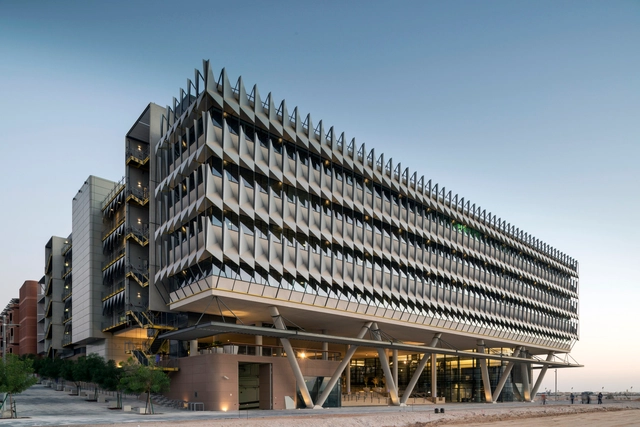 Siemens HQ in Masdar City / Sheppard Robson - Office Buildings, Facade
