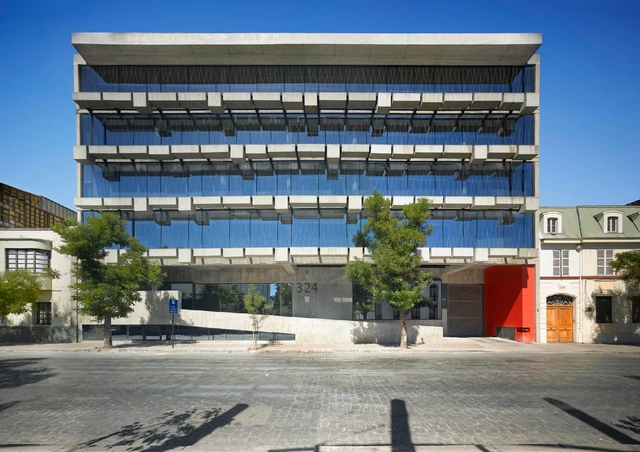 Menção Honrosa no Prêmio Rogelio Salmona: Campus Urbano da Universidade Diego Portales / Mathias Klotz e Ricardo Abuauad - Imagem de Destaque