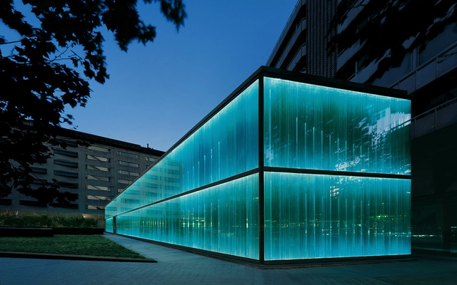 Projeto de iluminação: fachada da Roca Barcelona Gallery, por artec3 Studio  - Iluminação