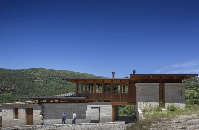 Casa Costa Grande / Carlos Castanheira - Renovación