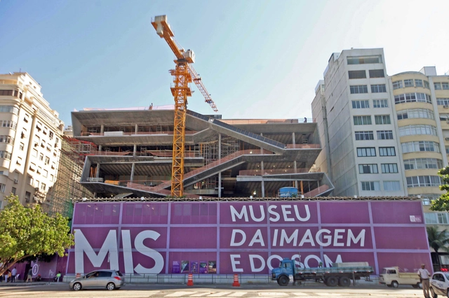 Em Construção: MIS Copacabana / Diller Scofidio + Renfro - Museus E Espaços De Exposições, Fachada, Iluminação