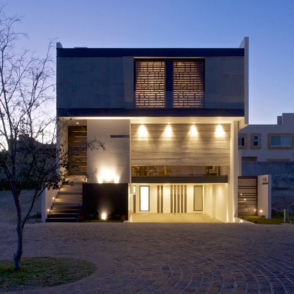 Casa Zenit / Agraz Arquitectos SC - Casas, Fachada, Puerta