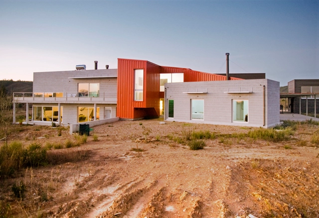 Casa y Talleres / Cláudia Melo - Casas