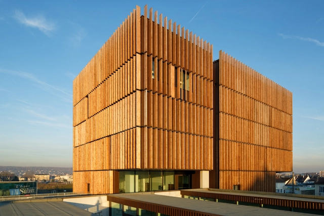 Centro Tecnológico Mantois / Badia Berger Architectes - Universidade