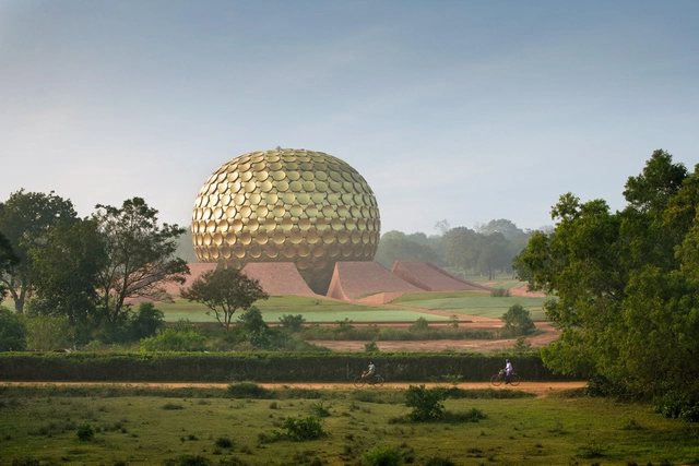 James Ewing vence o APA Awards com fotografia de Auroville - Imagem de Destaque