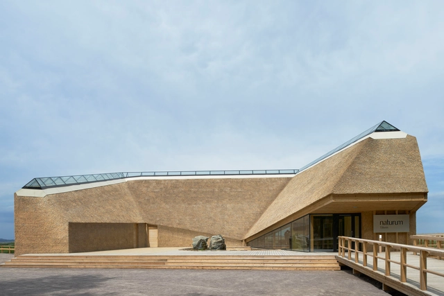 Naturum Tåkern / Wingårdhs - Centro De Exhibición