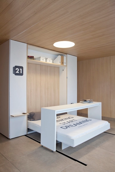 'Vivir con lo esencial': soluciones desplegables en 6 m2 - En Detalle
