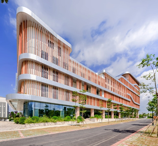 Edifício Residencial Sênior de Guangxi / Atelier Alter Architects - Centro Geriátrico