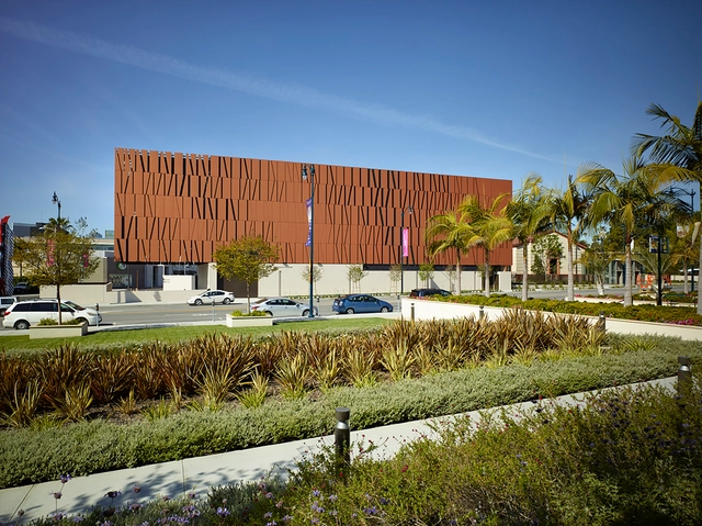 Centro de Artes Escénicas The Wallis Annenberg / Studio Pali Fekete architects - Renovación