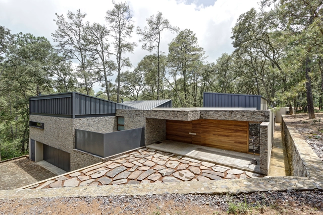 MM House / Elías Rizo Arquitectos - Houses, Facade, Beam