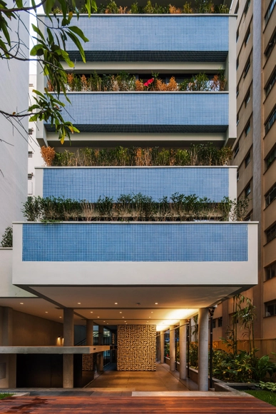 Itacolomi 445 / gruposp - Vivienda Colectiva