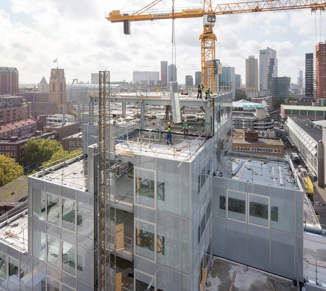 En construcción: Stadskantoor / OMA - Edificio De Oficinas
