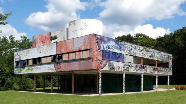 How 'Vandalizing' a Classic Exposes the Hypocrisy of Today's Modernists - Featured Image