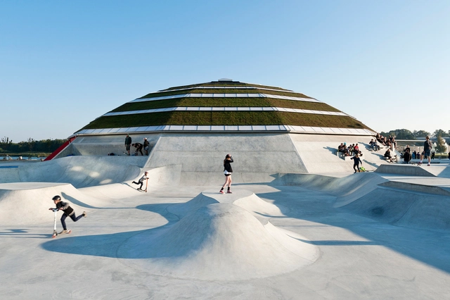 Parque Abierto StreetDome / CEBRA + Glifberg - Lykke - Centro Cultural