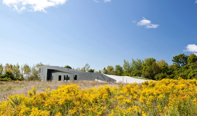 Casa en Port Hope   / Teeple Architects - Casas