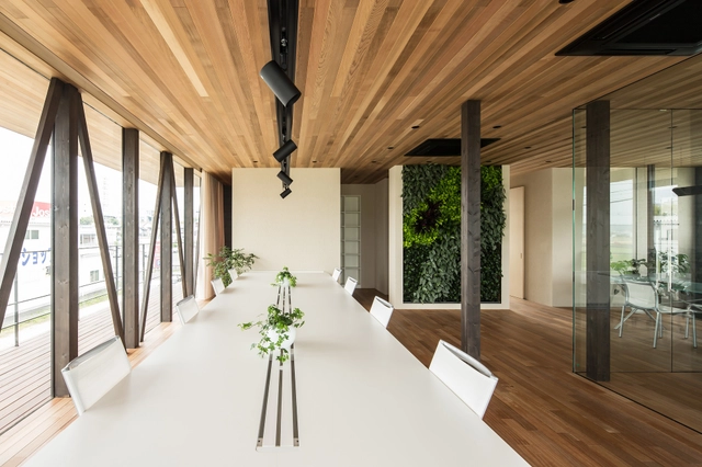 Vidro + Madeira / Hamada Design - Casas