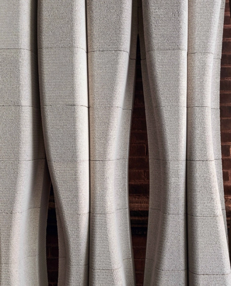 Pratt Institute Students Create Sinuous Screen Wall From Concrete Blocks - Featured Image