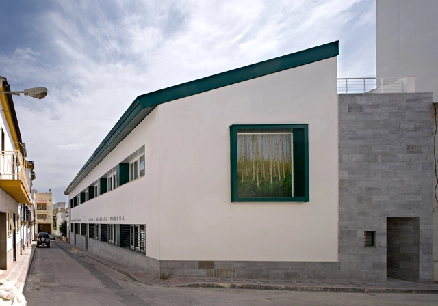 Centro Intergeneracional en Atarfe / Bonsai Arquitectos - Escuelas, Fachada