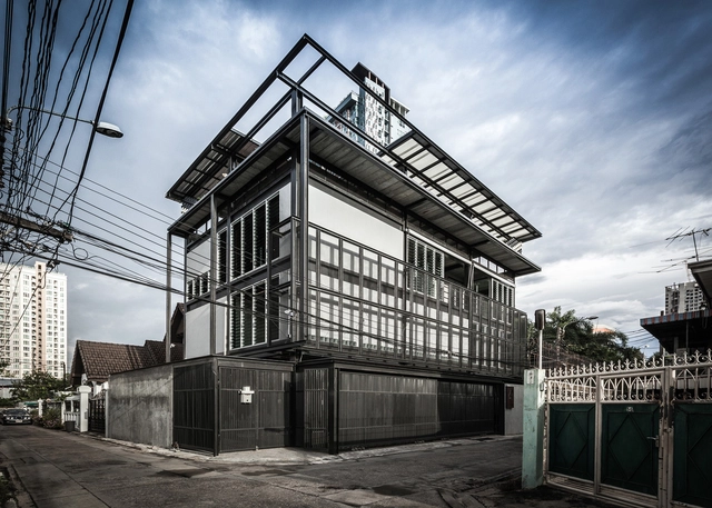 Casa Tinman  / Junsekino Architect And Design - Casas