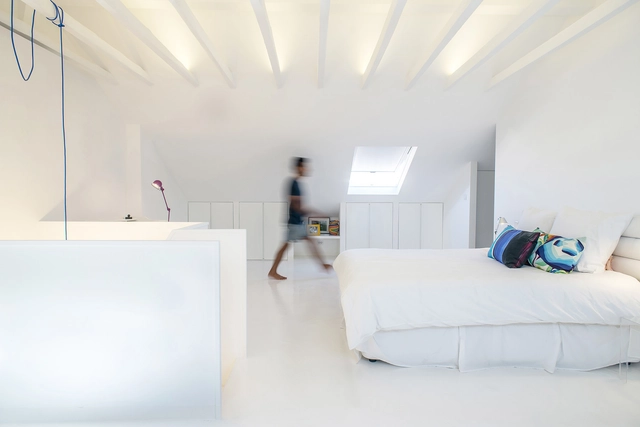 Ático Blanco / Diogo Passarinho + Duarte Caldas - Interiores De Casas