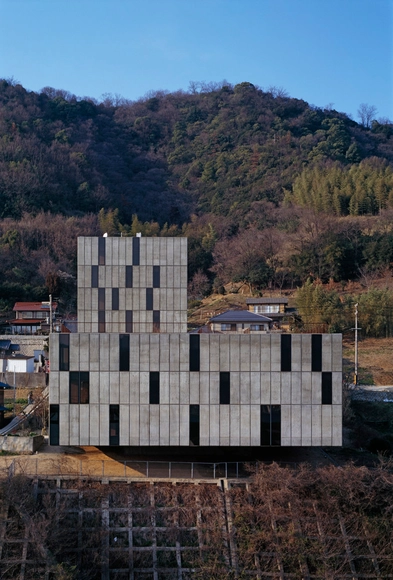 Seto / Mount Fuji Architects Studio - Vivienda Colectiva