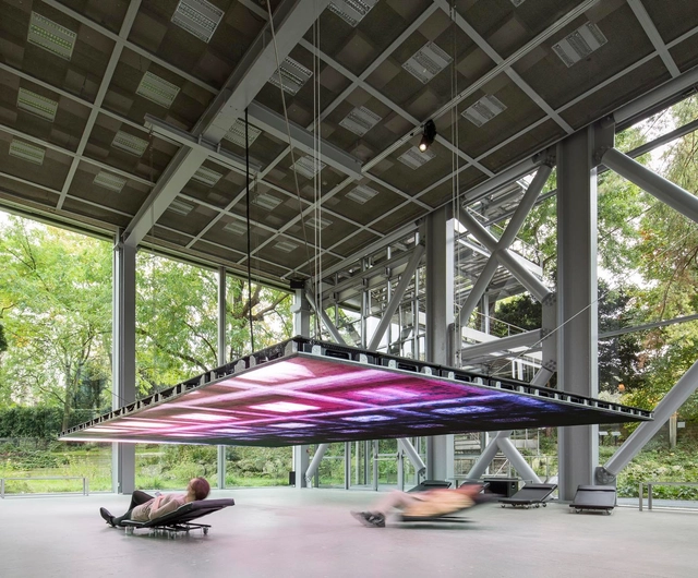 Instalação "Musings on a Glass Box" de Diller Scofidio + Renfro ocupa a Fondation Cartier em Paris - Imagem de Destaque