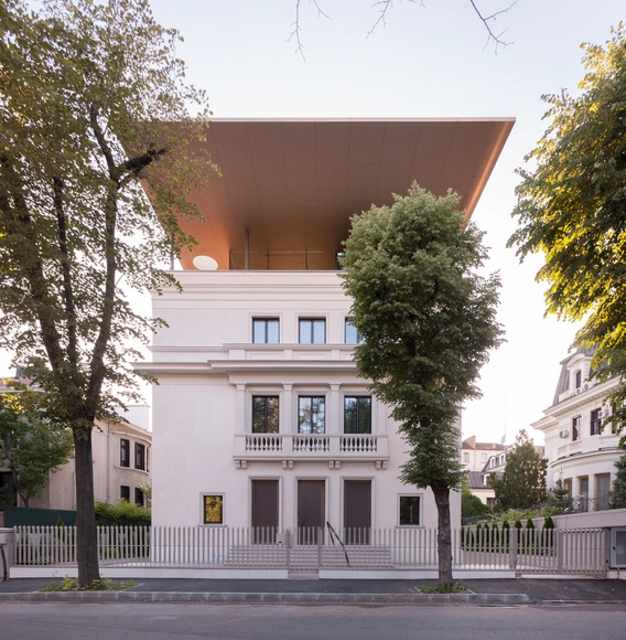 Cantilevered Abstract Product / Re-Act Now - Hospitality Architecture, Door, Facade, Fence, Lighting