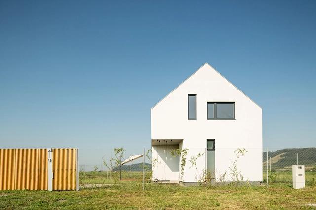 omHOUSE / INSERT studio - Casas