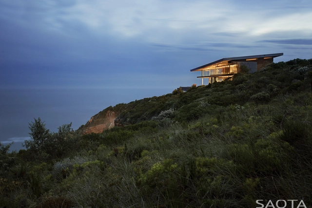 Cove 3 / SAOTA - Casas