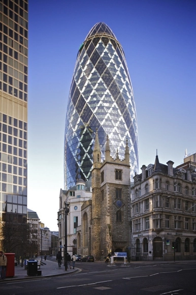 Grupo Safra compra edifício "The Gherkin” em Londres - Imagem de Destaque