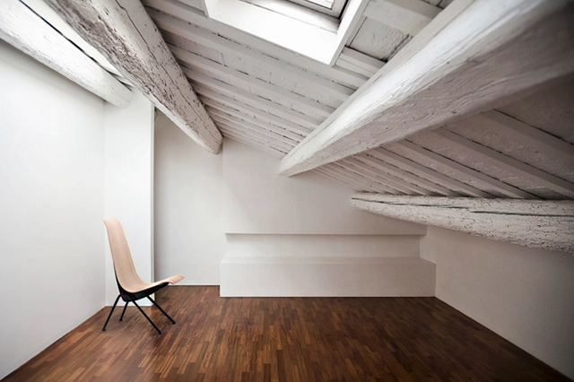 Loft B / Tomas Ghisellini Architects - Apartment Interiors, Beam, Facade, Chair, Lighting