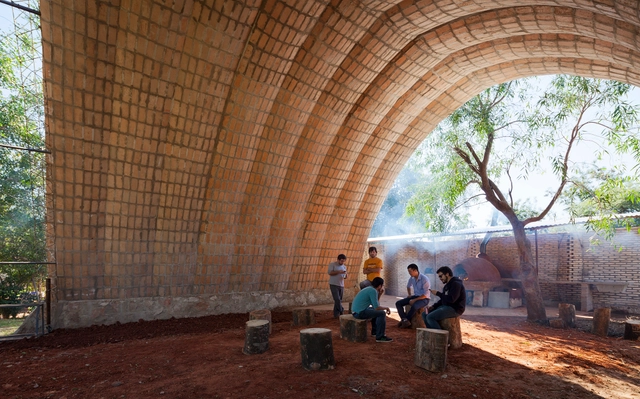 Catenarius: uma abóbada experimental de tijolos de solo-cimento  - Sustentabilidade
