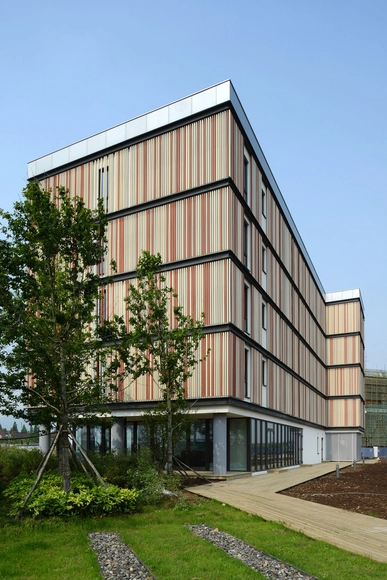 Vivienda Pasiva Bruck / Peter Ruge Architekten - Vivienda Colectiva