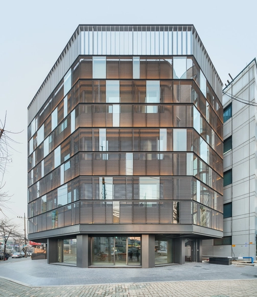Dogok Office Remodeling / DIA Architecture - Renovation, Facade