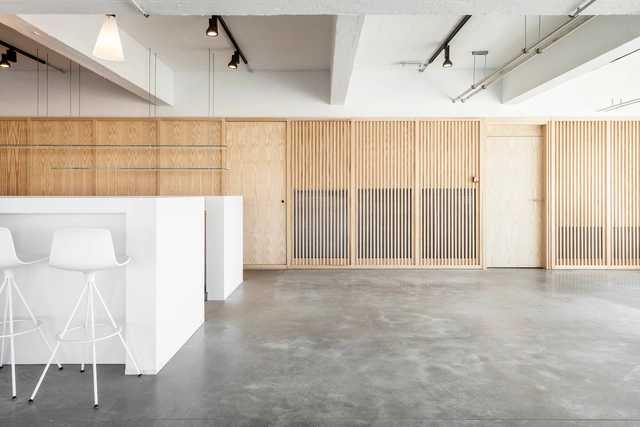 Greenville / HUB - Offices Interiors, Facade, Beam, Lighting, Chair