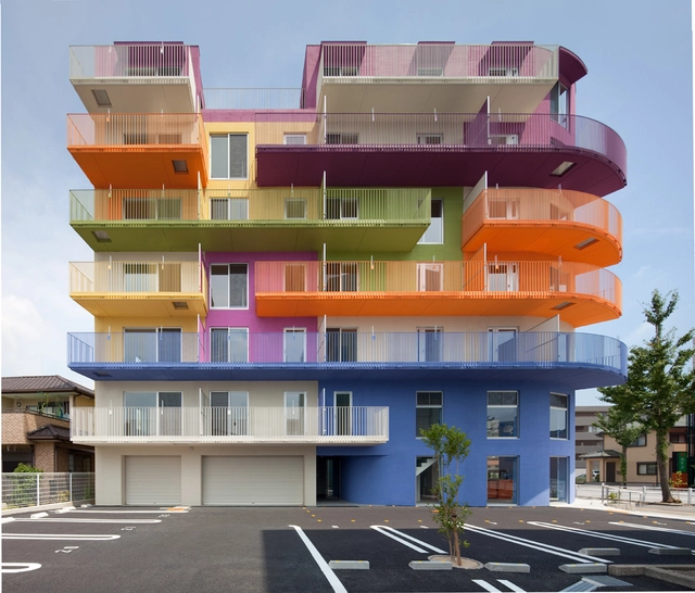 Archivo: Arquitectura Multicolor / Parte 2 - Imagen Principal